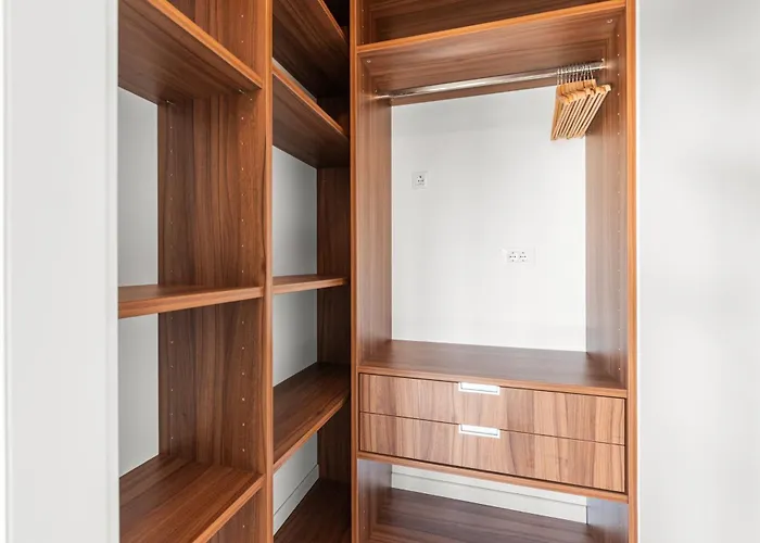 Апартаменти Grand With 3 Bedrooms In Porec!