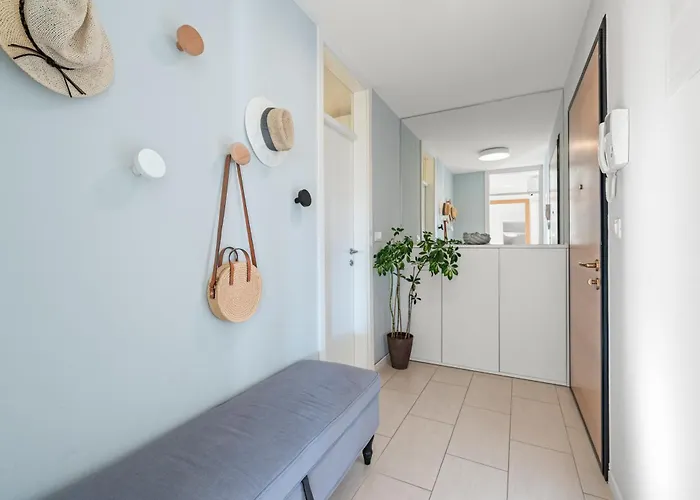 Grand With 3 Bedrooms In Porec! * Пореч