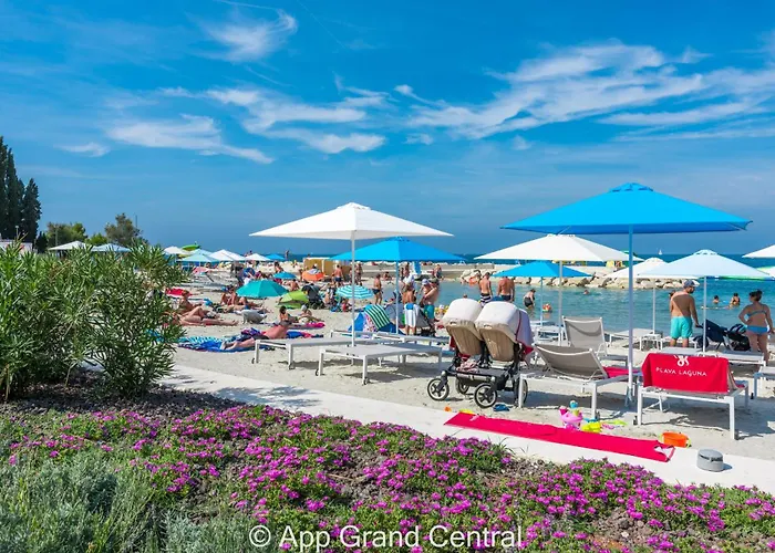 Grand With 3 Bedrooms In Porec! Пореч