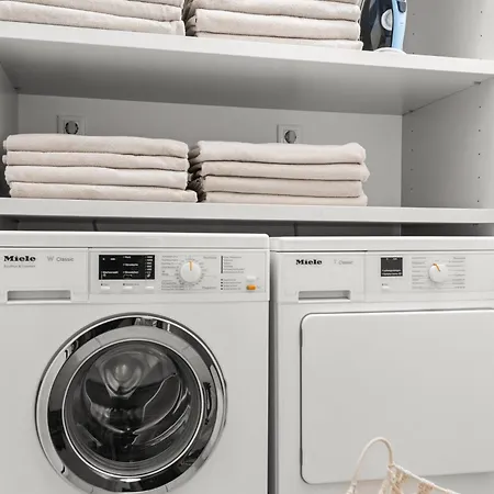 Grand With 3 Bedrooms In Porec! Διαμέρισμα