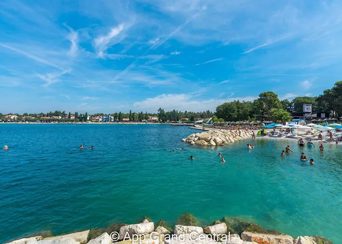 Grand With 3 Bedrooms In Porec! Daire *