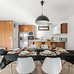 Grand With 3 Bedrooms In Porec! Poreč