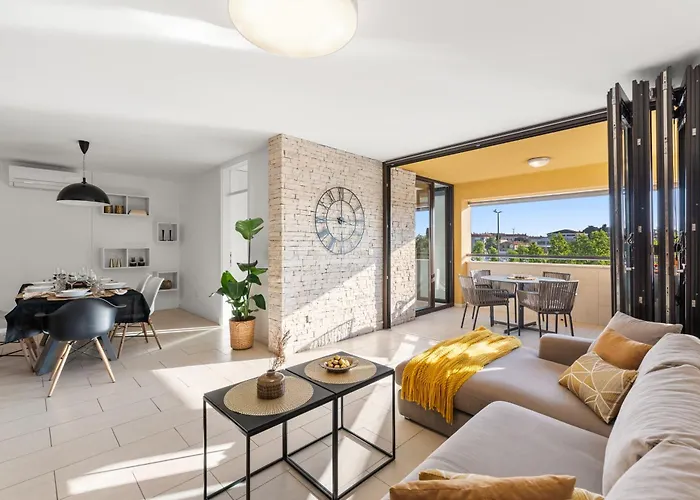 Grand With 3 Bedrooms In Porec! Porec