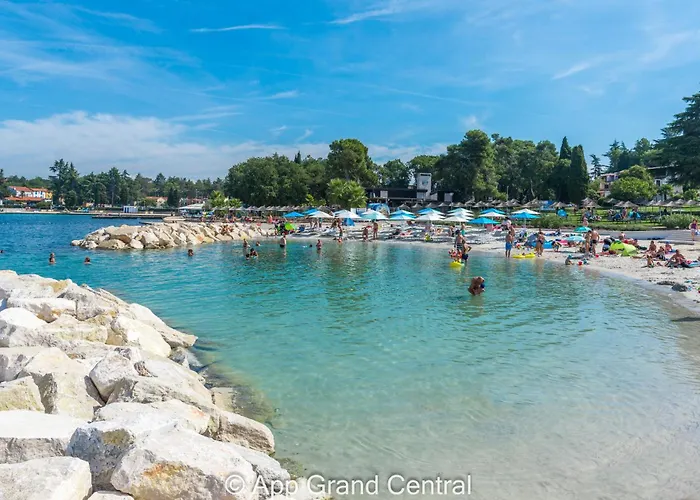 Grand With 3 Bedrooms In Porec! * Porec