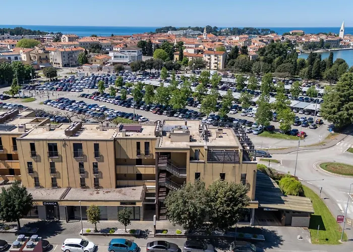 Grand With 3 Bedrooms In Porec! * Porec